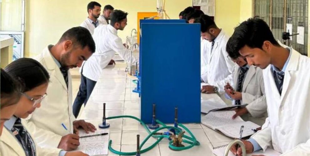 Leading the Way in Pharmaceutical Science & Research – SVNIPS